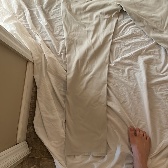 Banana, Republic, men’s khaki stretch pants, 33 long - Picture 4 of 5